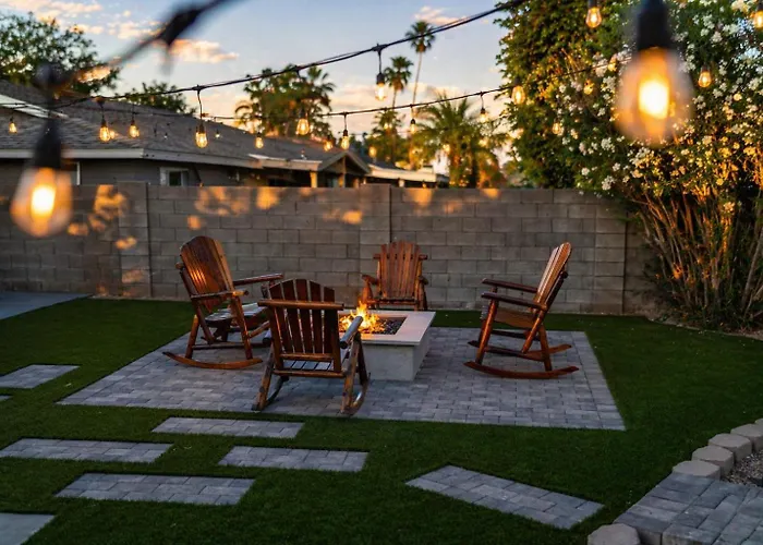Golf Retreat With Putting And Fire Pit Holiday home *